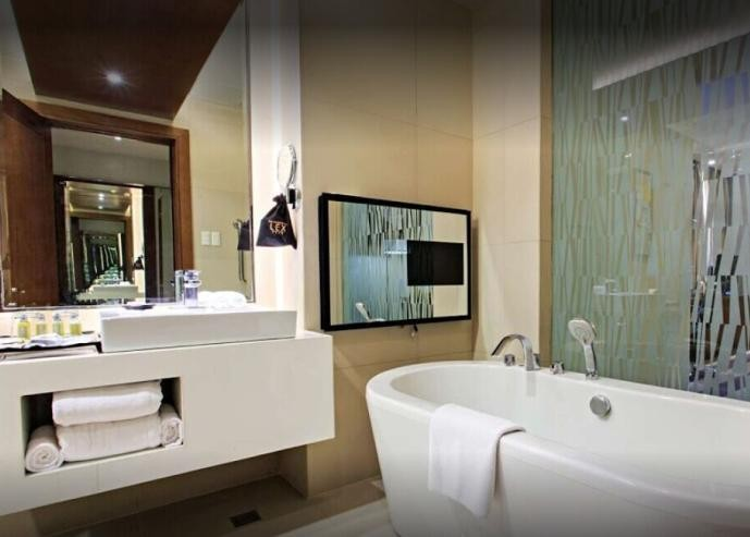 Bathtub faucet .png