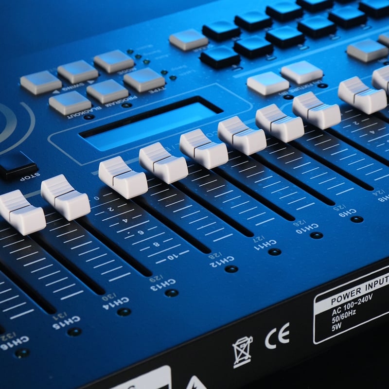 Max-512 DMX Controller-5.jpg