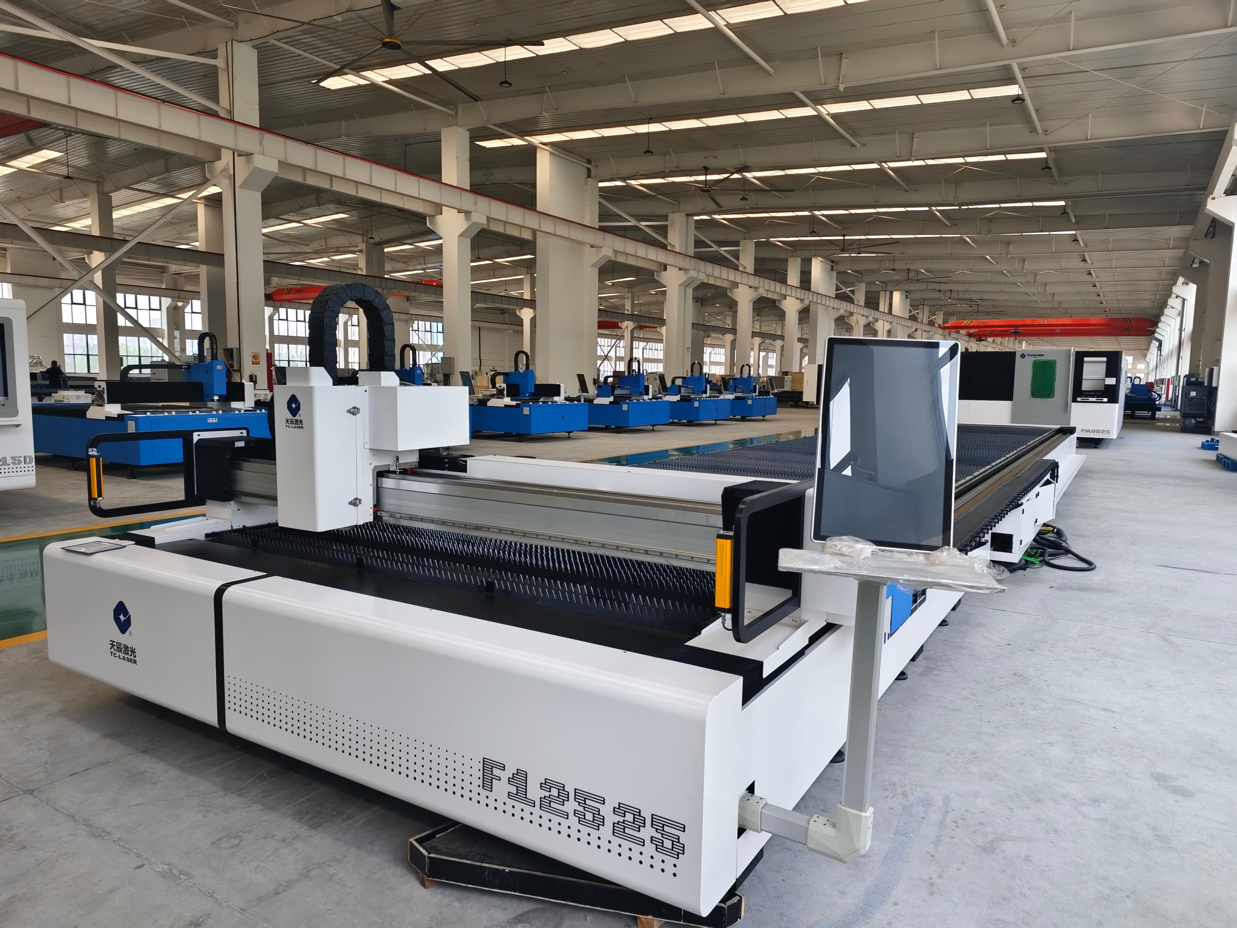 โซลูชันการตัดโปรไฟล์แบบแม่นยำโดย Tianchen Laser | อุปกรณ์ขึ้นรูปโลหะขั้นสูง