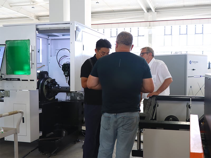 Choisir la bonne machine de découpe laser pour répondre aux besoins de votre entreprise