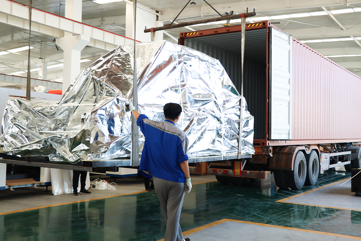 Peak-Season Delivery Runs On: Tianchen Laser Completes Protective Packing and Ships Another Batch of Laser Cutting Machines