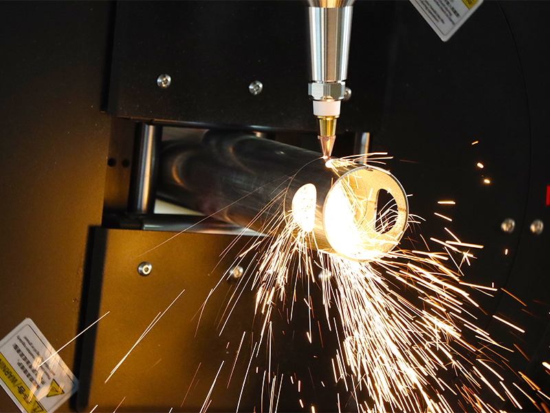 L'avenir de la découpe des métaux : pourquoi les lasers à fibre prennent le relais