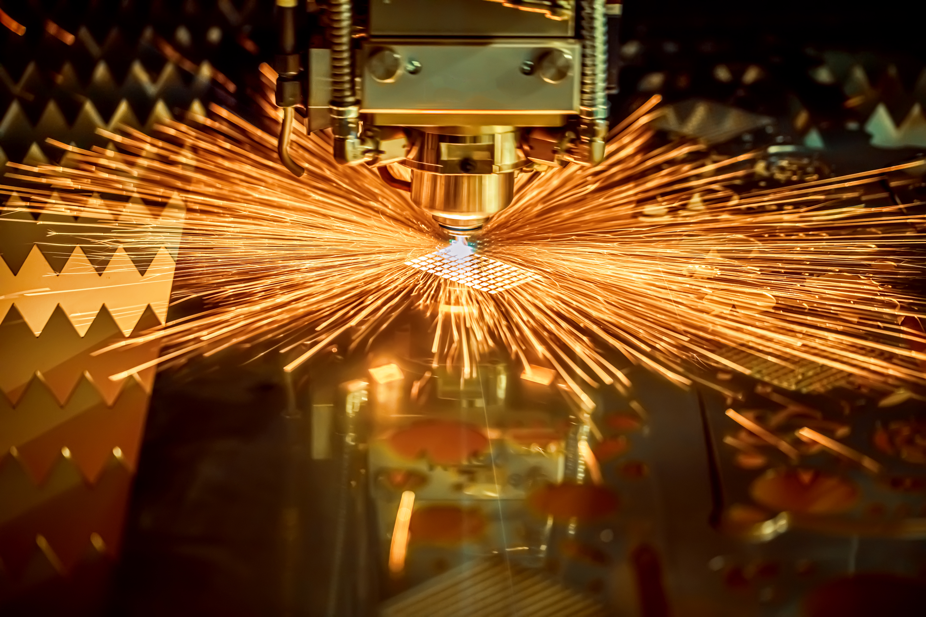 Quels sont les avantages principaux du découpage laser des métaux ?