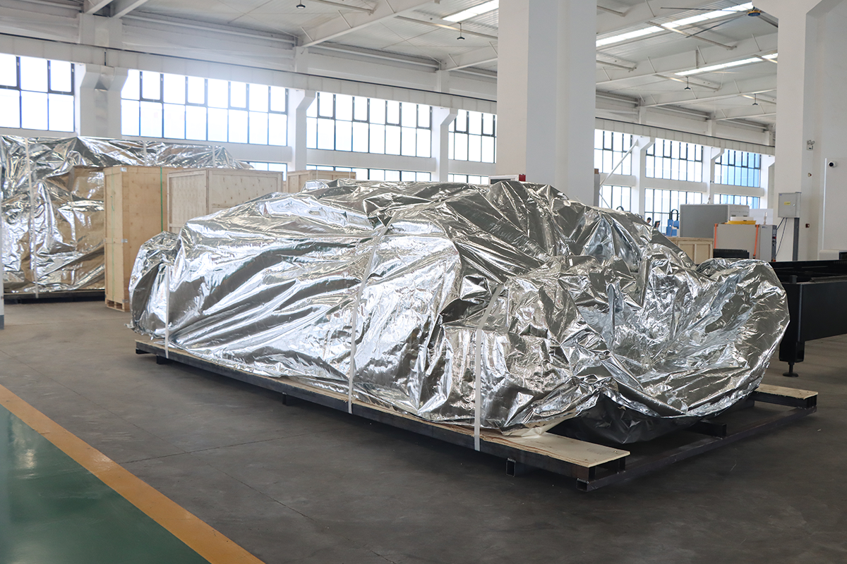 Peak-Season Delivery Runs On: Tianchen Laser Completes Protective Packing and Ships Another Batch of Laser Cutting Machines