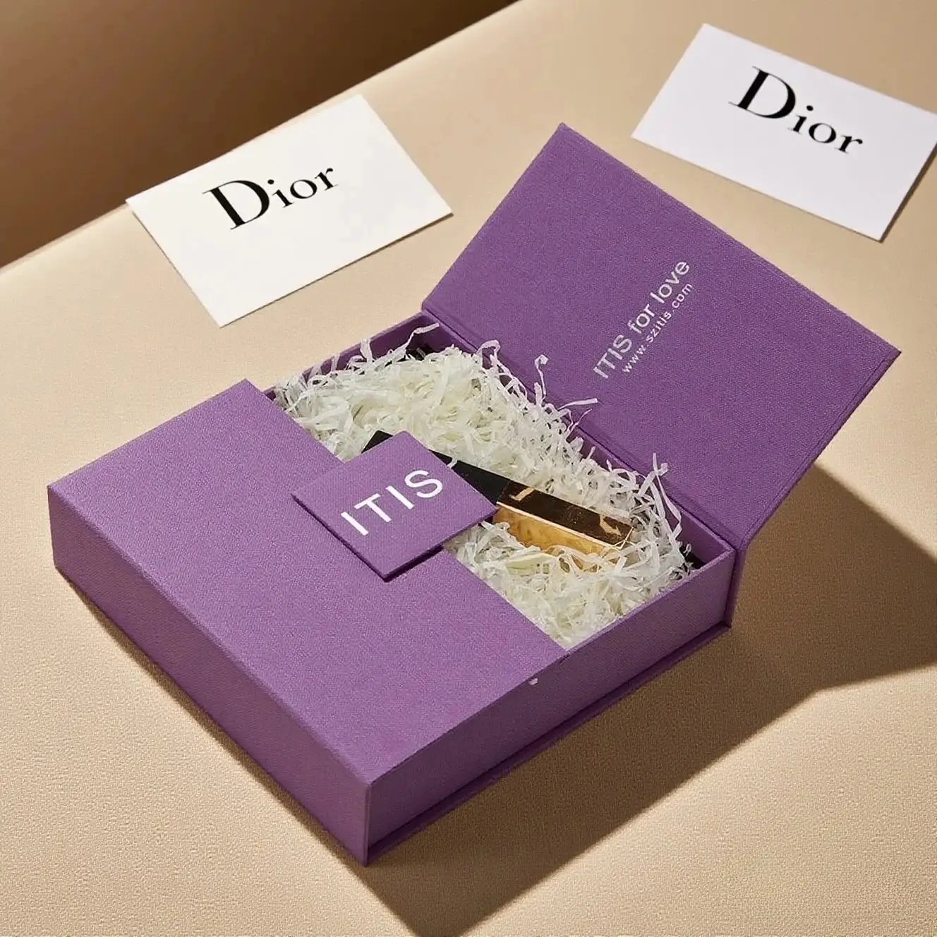 Understanding MOQ: How to Negotiate Custom Packaging Orders as a Startup
