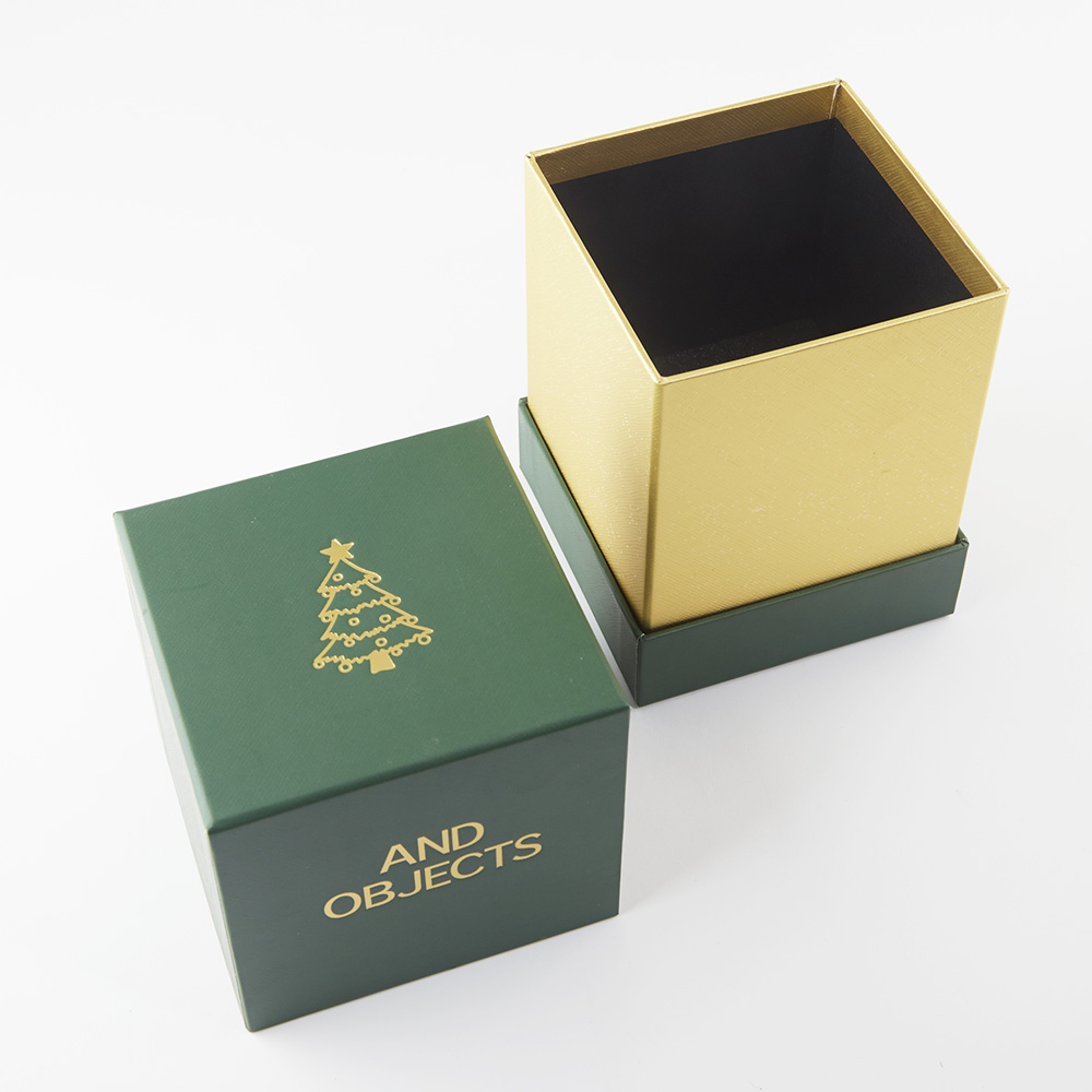 Why do watch and jewelry makers consistently invest in magnetic boxes?
