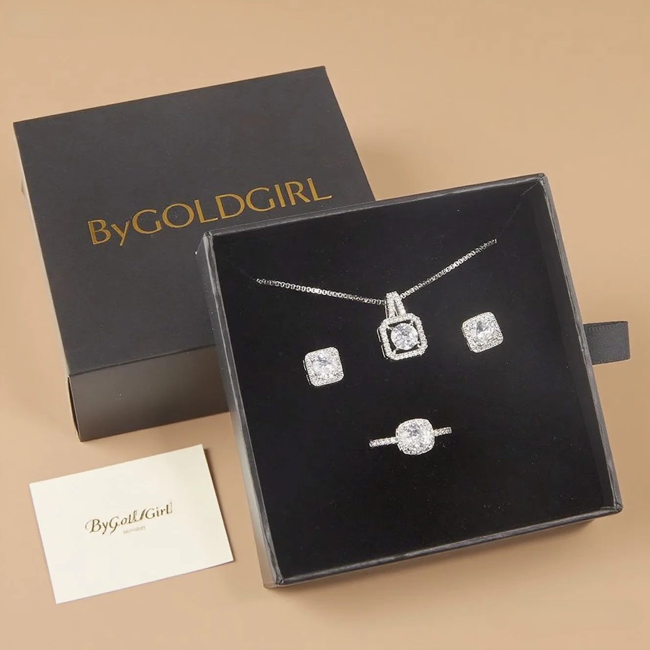 What Design Trends Are Shaping Modern Jewelry Packaging?