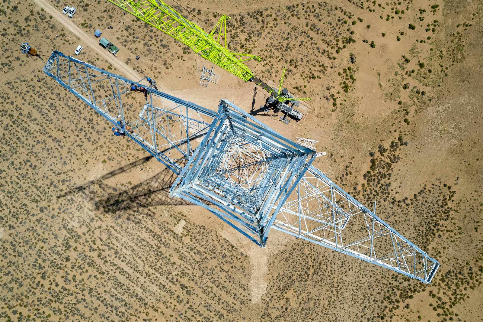 Ningxia 750KV power transmission line tower 