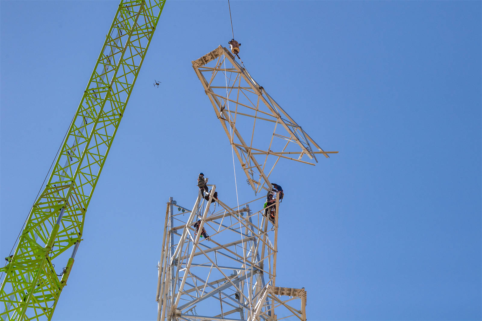 Ningxia 750KV power transmission line tower 