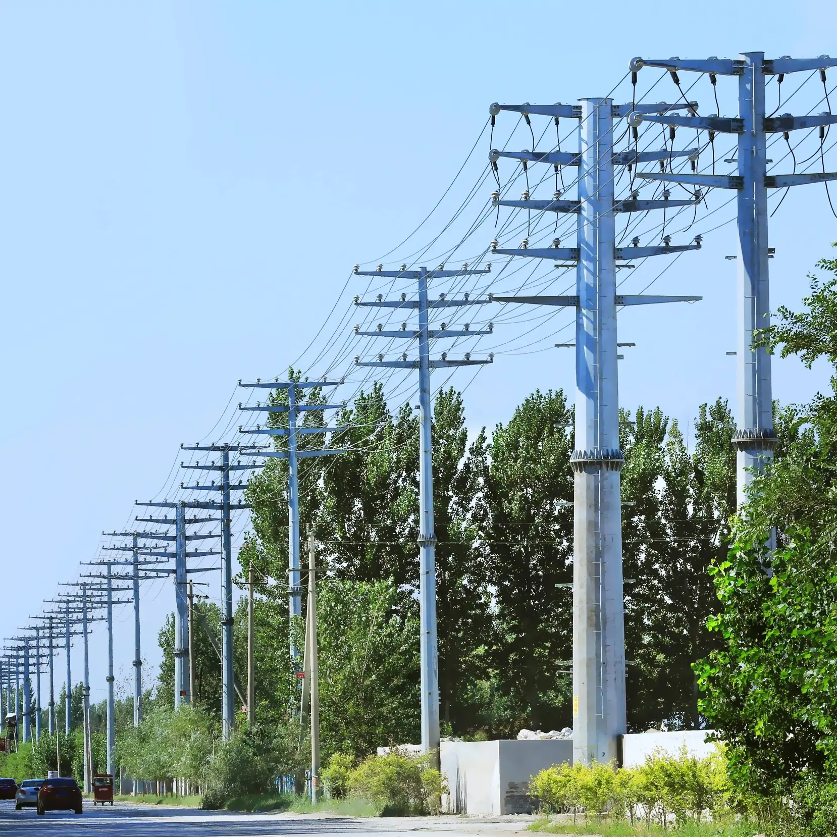 Elektrik Direklərinin Növləri və Onların Tətbiqi
