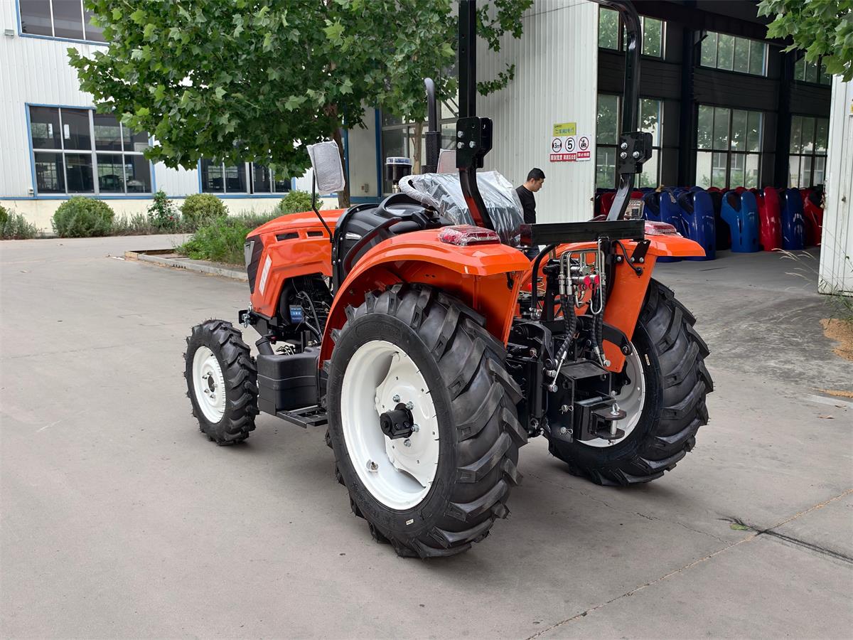 tractor-2.jpg