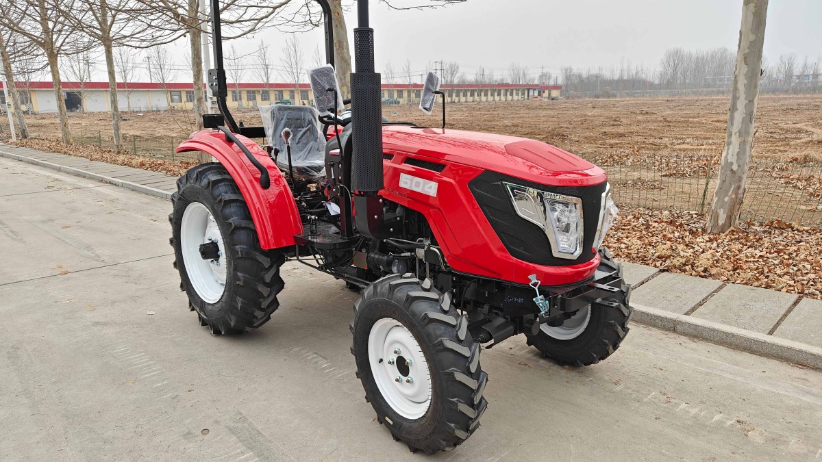 tractor.jpg