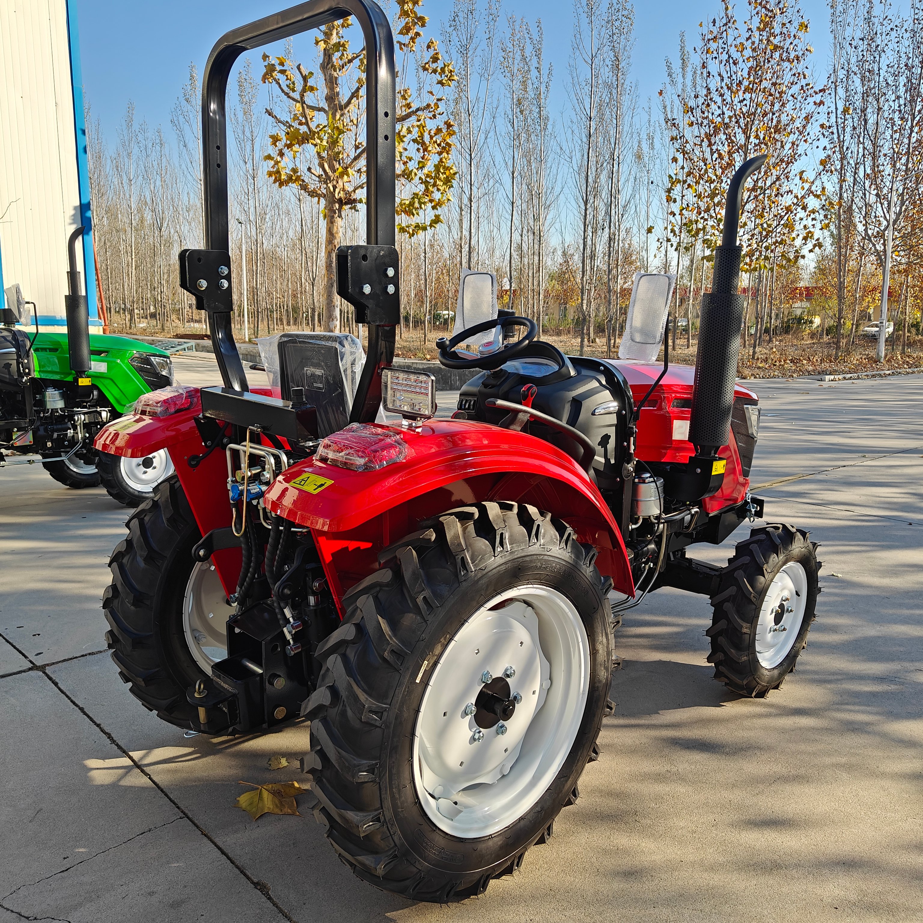New Best Quality 25-200HP Red Best Powerful Tractors with Precise Cheap Multifunctional Sellers Best Sale