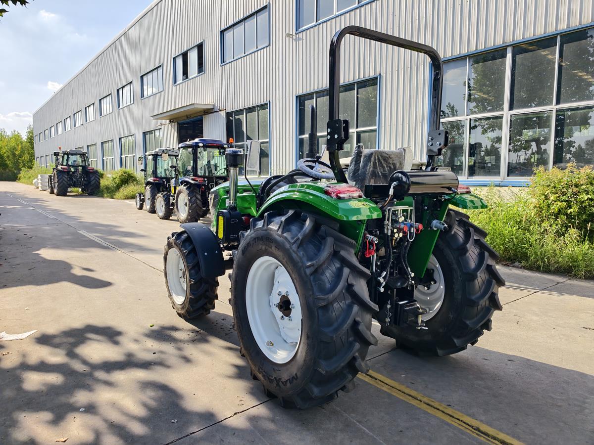 tractor-3.jpg