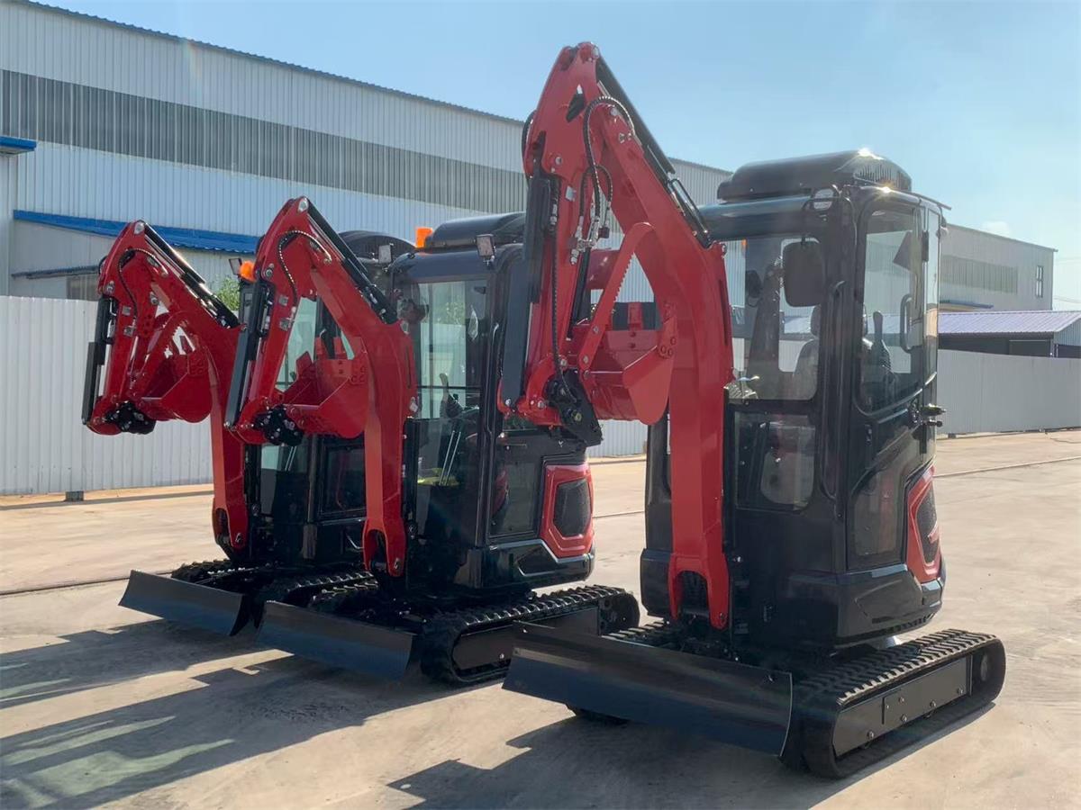 What are the advantages of excavators?