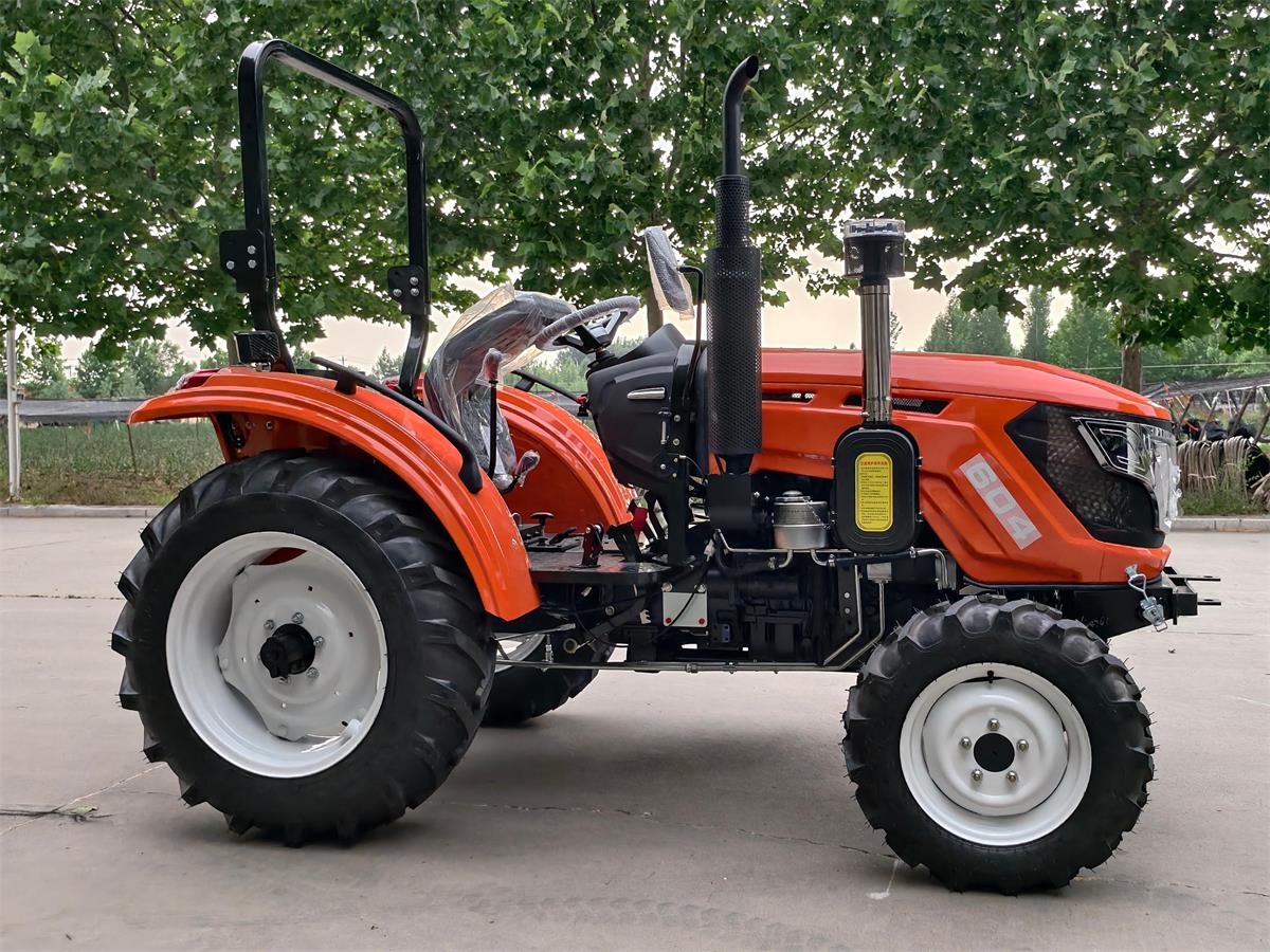 tractor-3.jpg