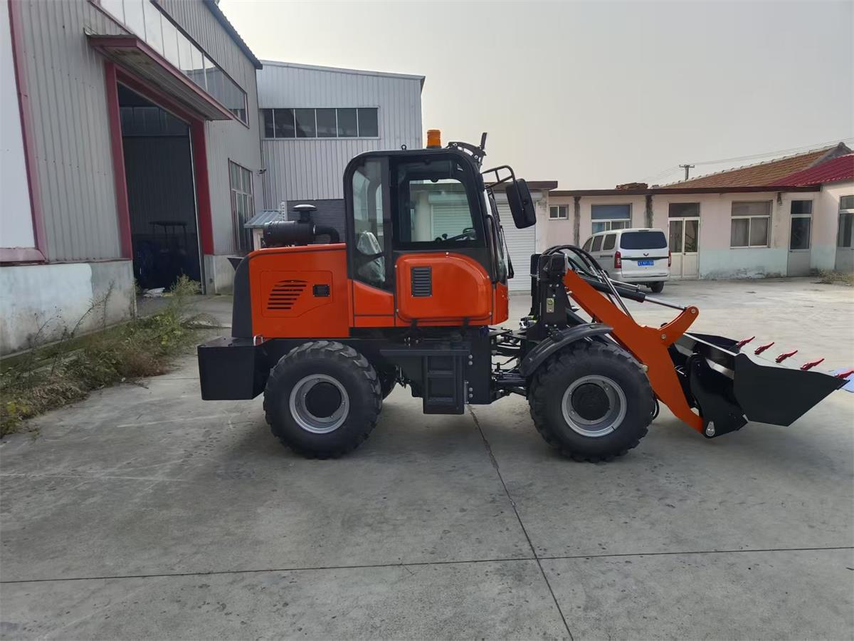 loader-3.jpg