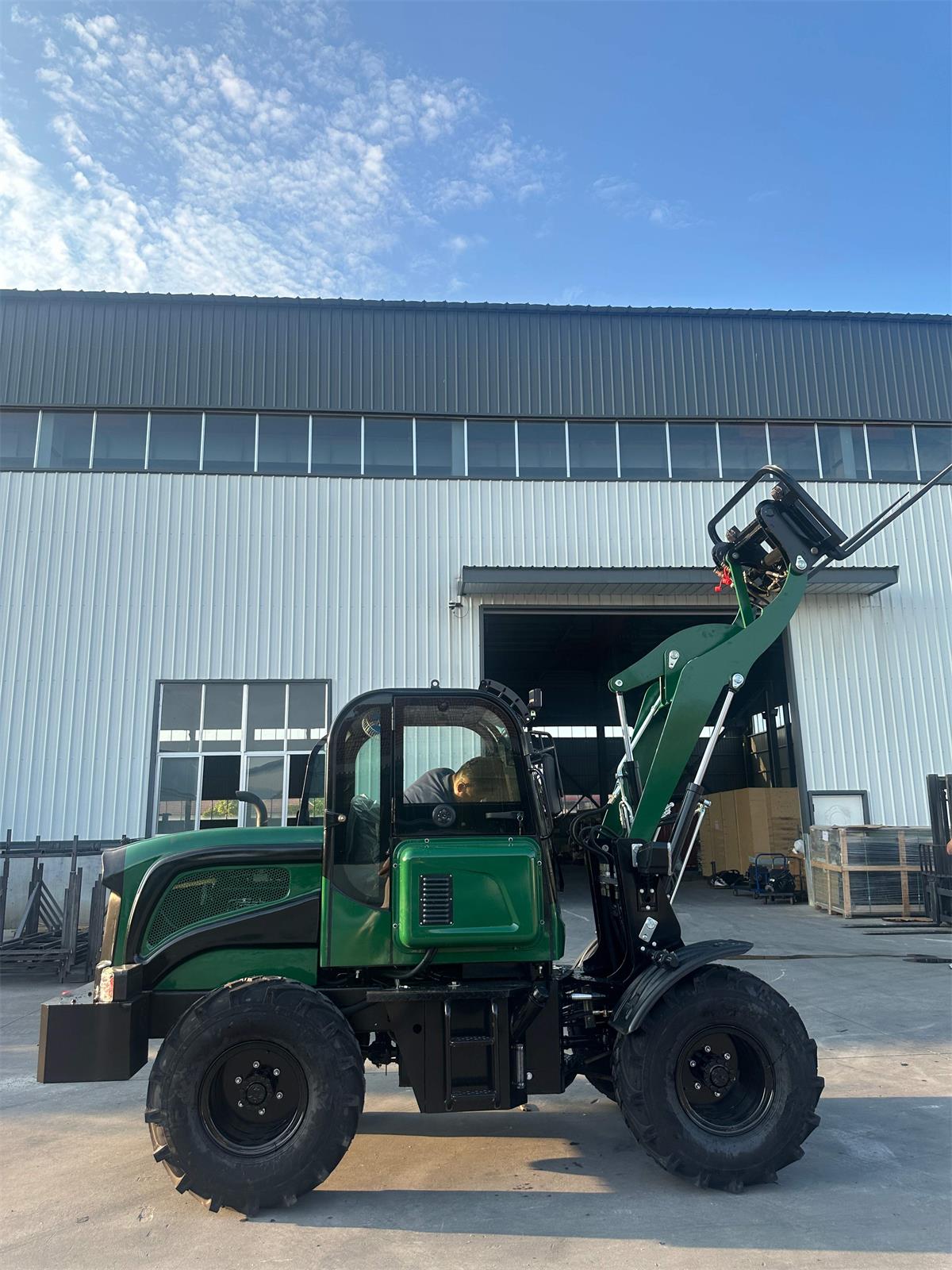 loader-4.jpg