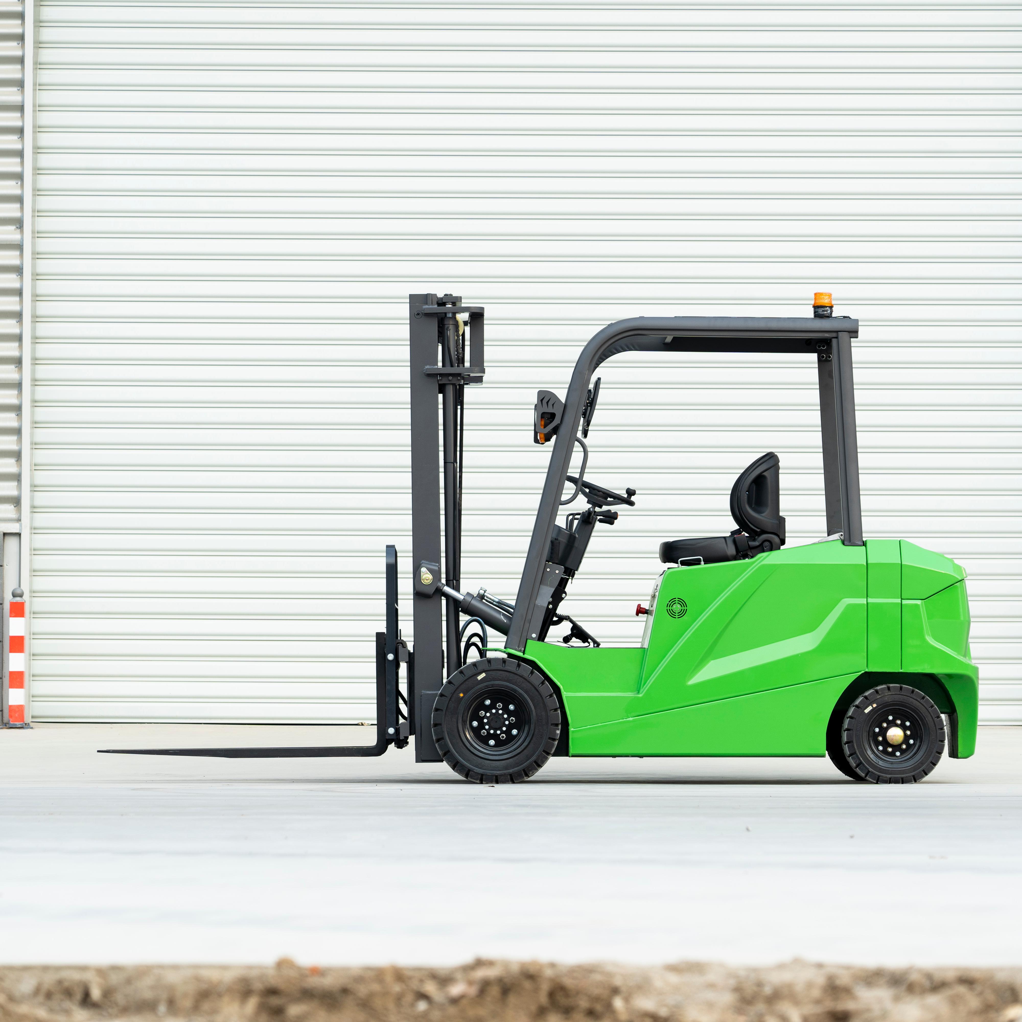 4-Wheel Electric Forklift Truck | Reliable Battery Powered Lift Truck for Industrial Material Handling