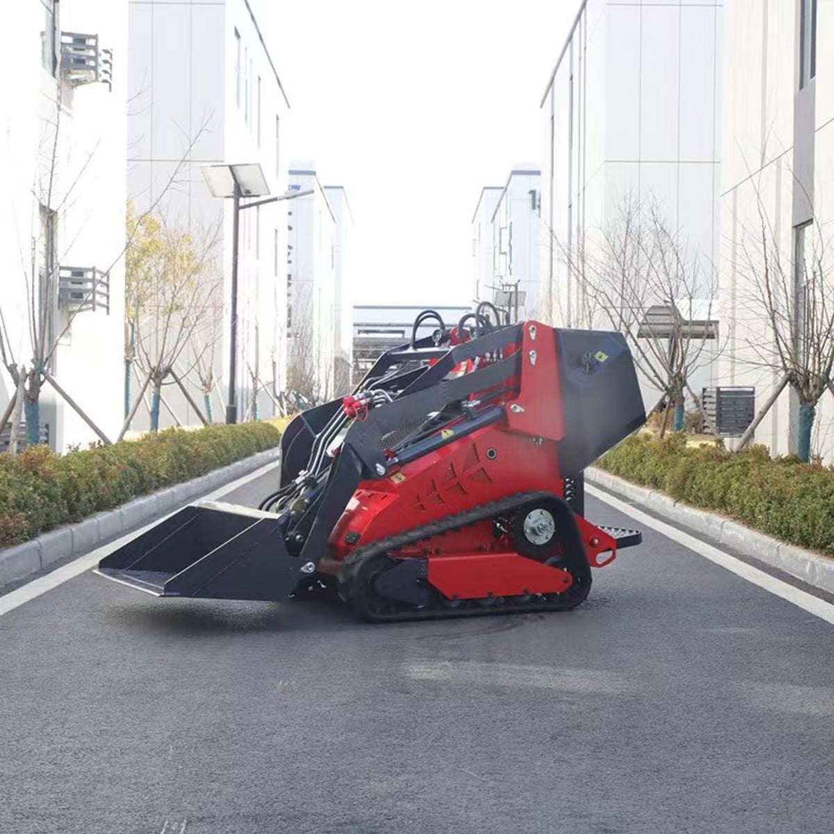 スキッドステアローダーの主な利点は何ですか？