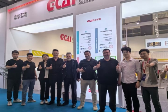 Sự kiện ra mắt sản phẩm mới