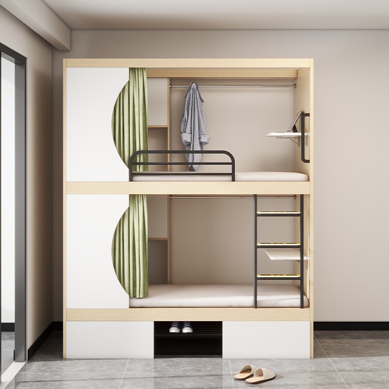 In che modo il materiale di un letto a castello influenza la sua durata e comfort?