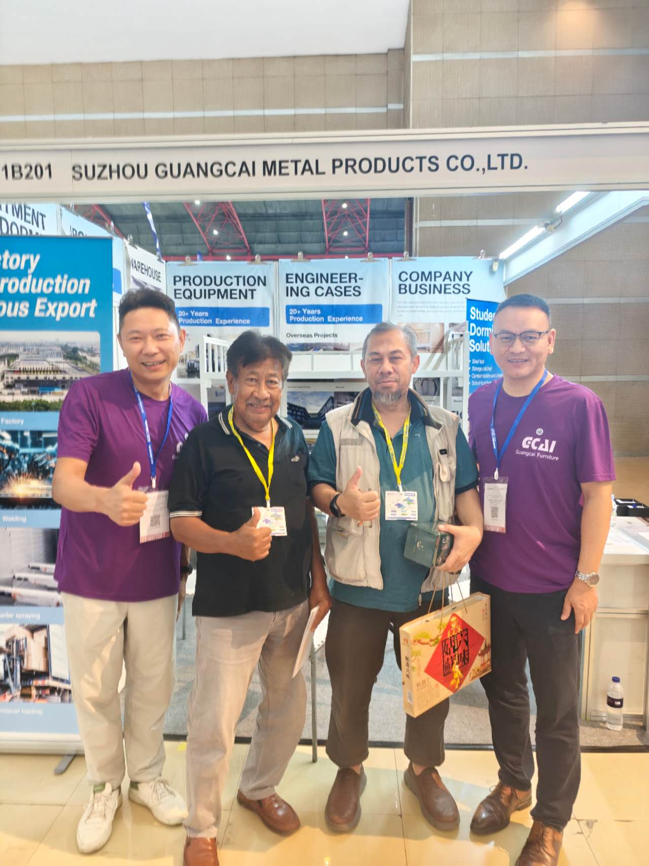 Two-Way Win-Win Cooperation At Exhibition, Strength Builds Long-Term Partnership! Core Indonesian Client Visited Our New & Old Factories On July 5th, Full 40HQ Container Shipped In Advance