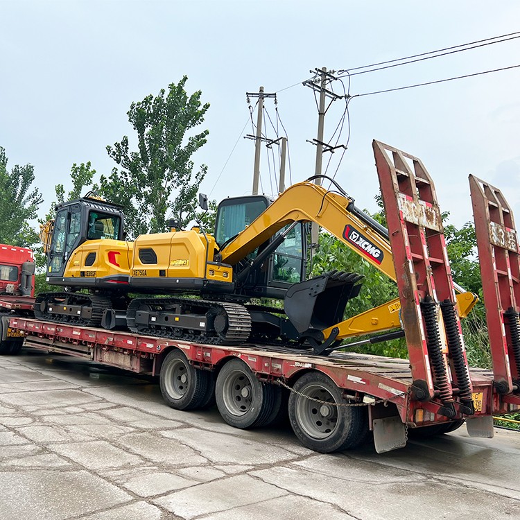 ΕΚΣΚΑΦΕΡ XCMG XE75