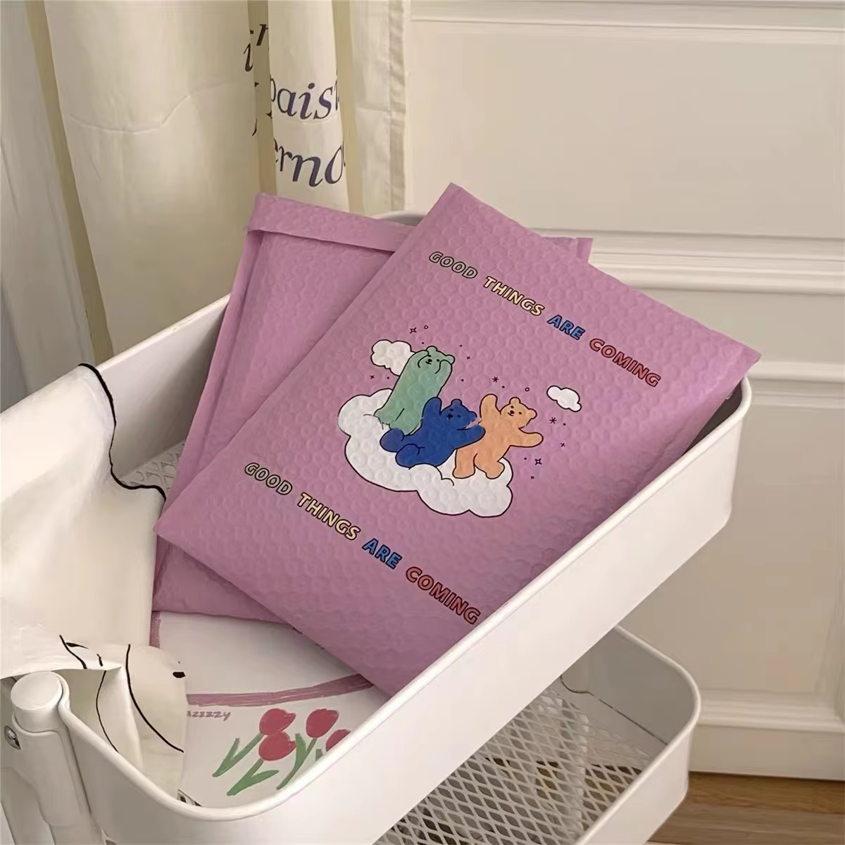 Cushioning bags
