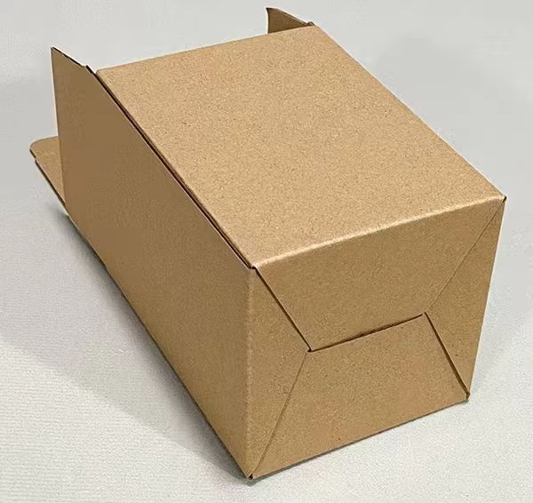 Super Durable Corrugated Carton for Shipping Wine Low Recycled Materials Matt Lamination Embossing Gold Foil Food Folder manufacture