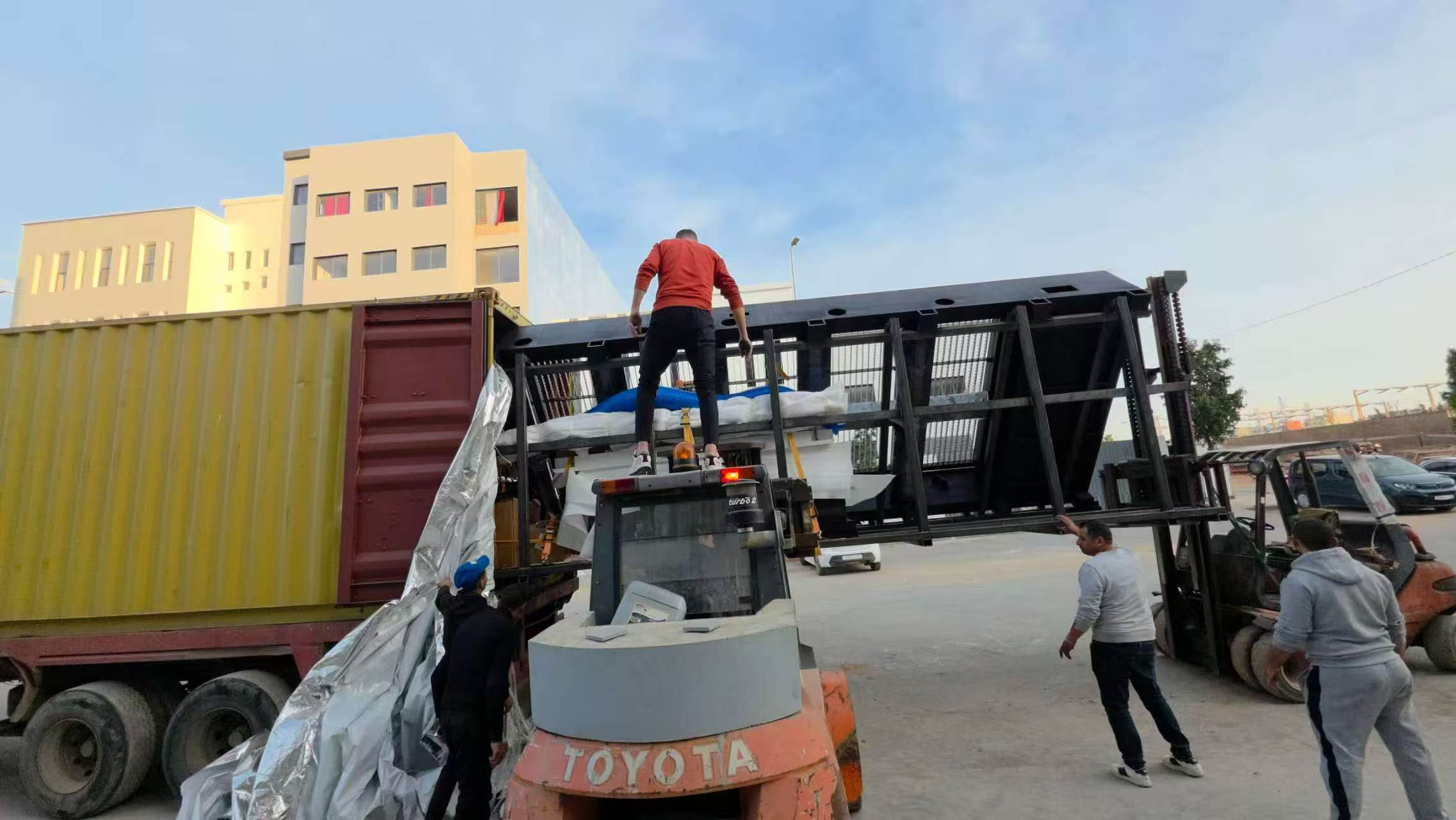 Morocco Customer Case: How Raytu Helped a Metal Fabrication Customer Build a Complete Laser Equipment Solution