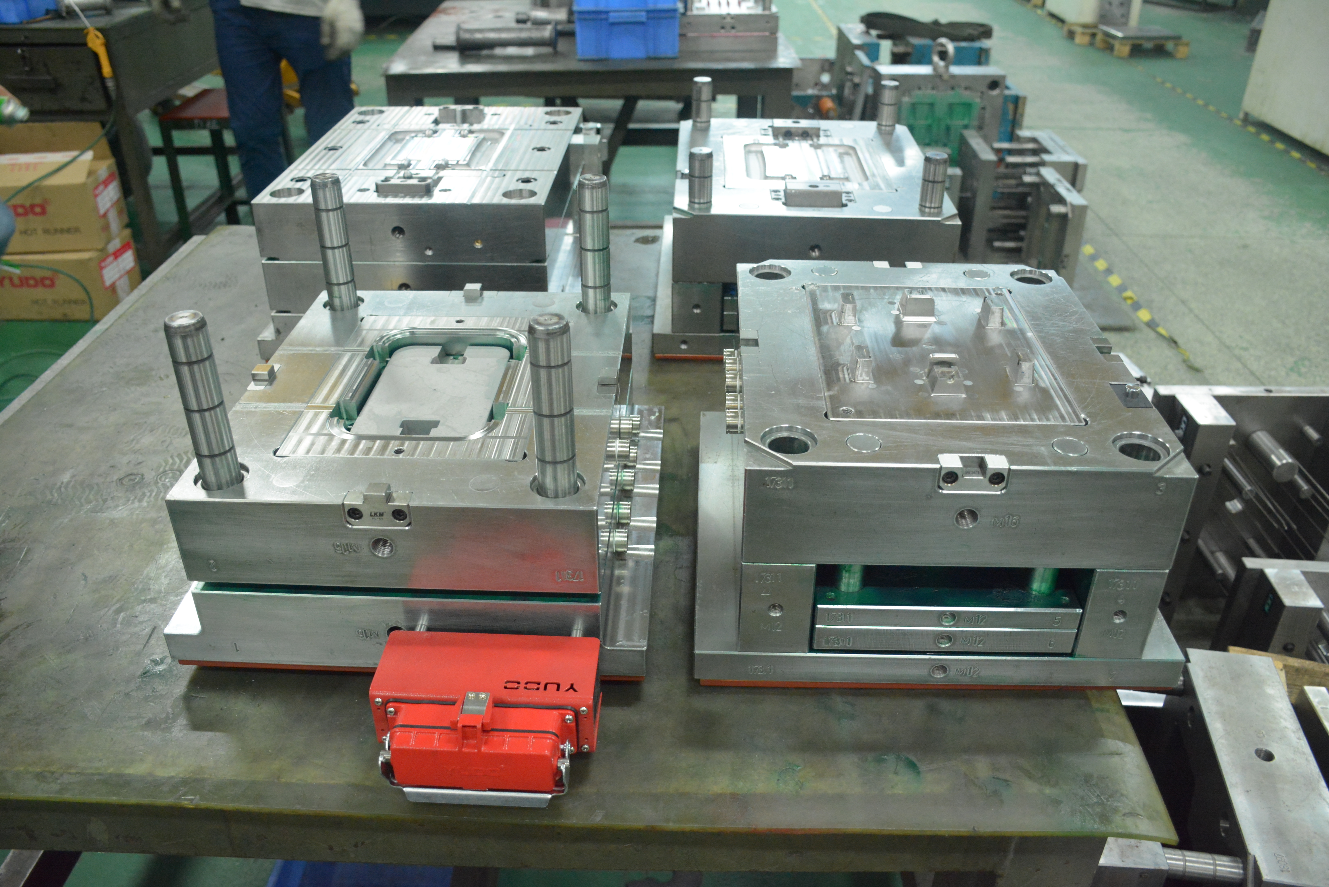 What Are the Common Usage Issues in Two Colour Injection Moulding?