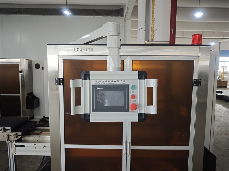 Vertical Bagging Machine was designed for packing eye mask.