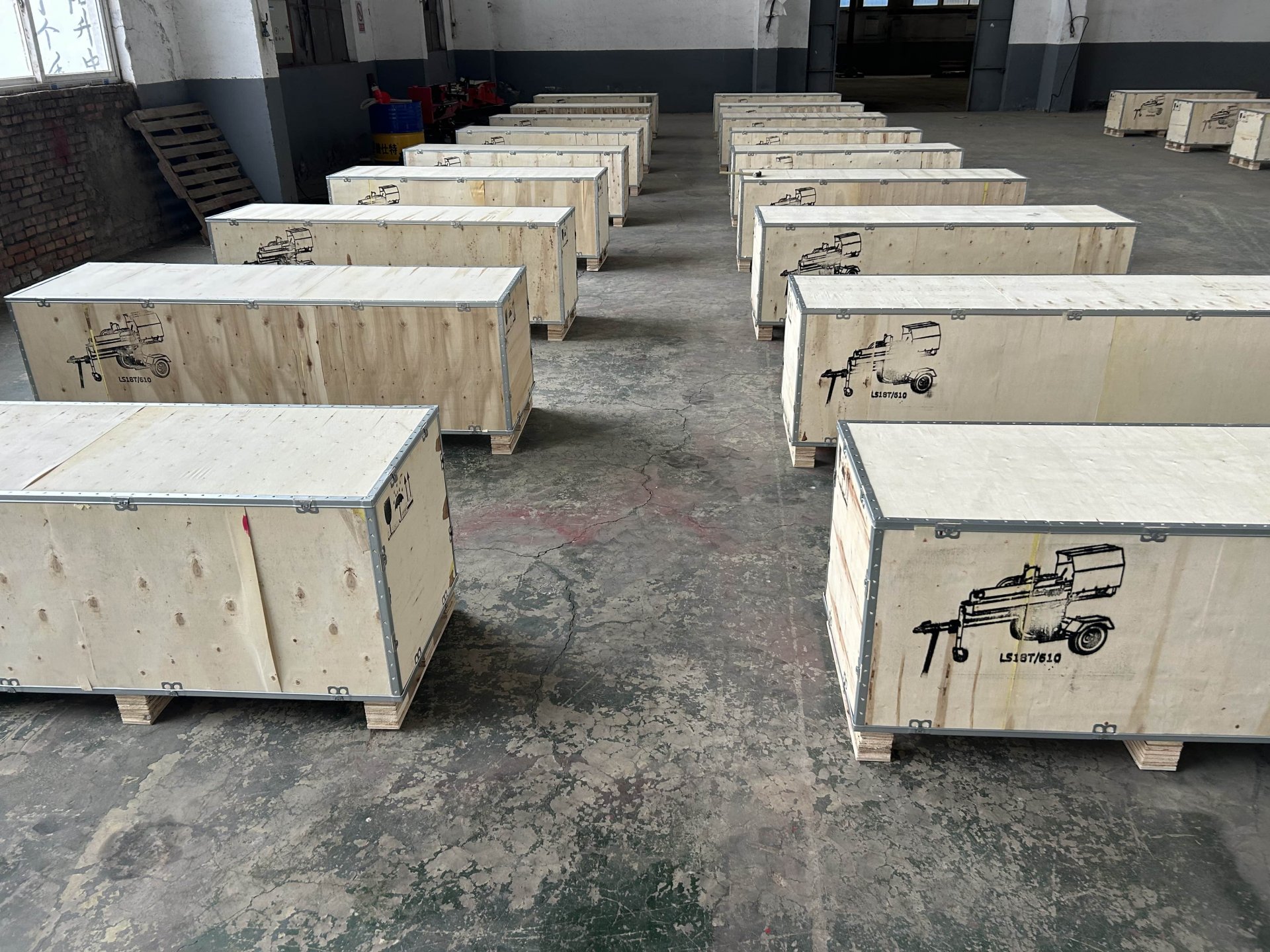 Packaging Solutions for Log Splitters