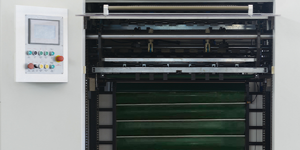 9.Non-stop roll-up curtain type paper delivery device.jpg