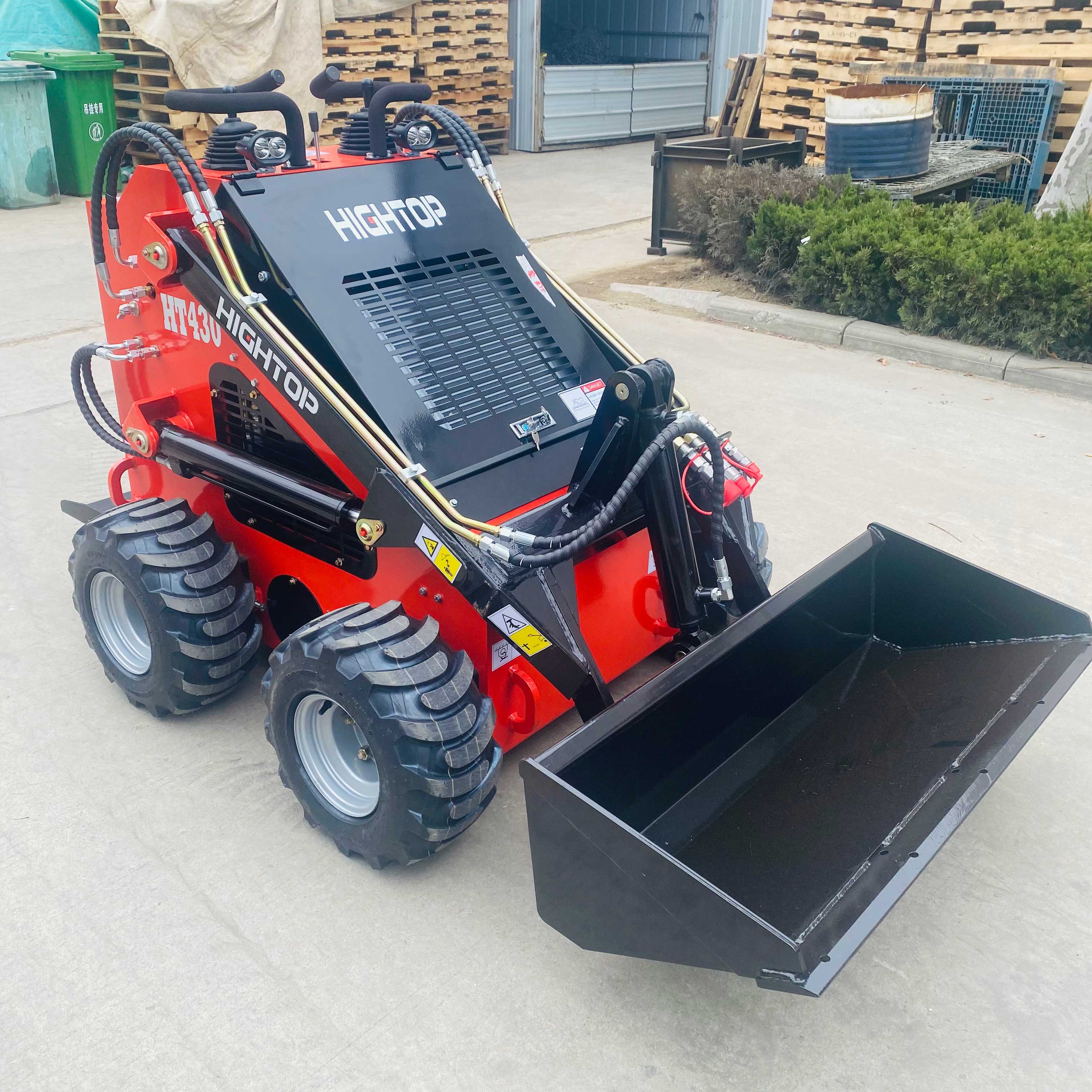HT380S Skid Steer Loader