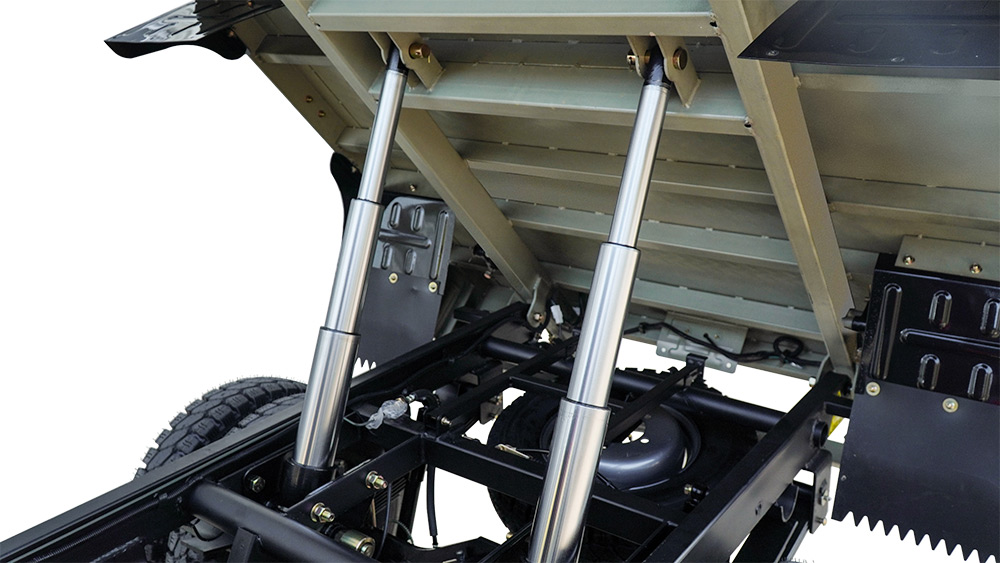 Dual hydraulic lifting pumps