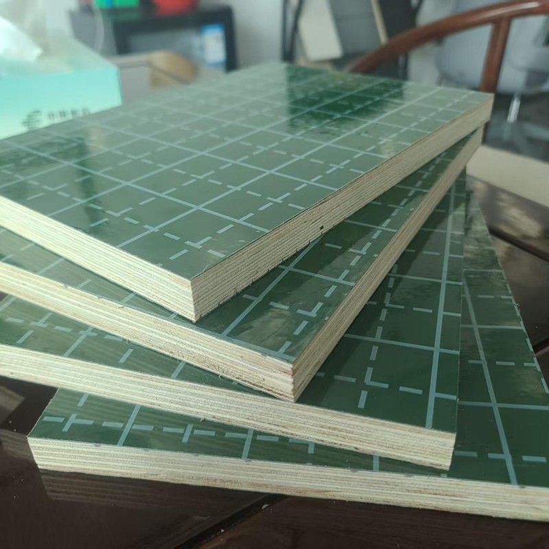 Green Plastic Film Faced Plywood For Construction Size1220*2440mm, Thickness 9mm 12mm 15mm 18mm Poplar Mixed Enclyptus Combie Core Reuse 10 Times