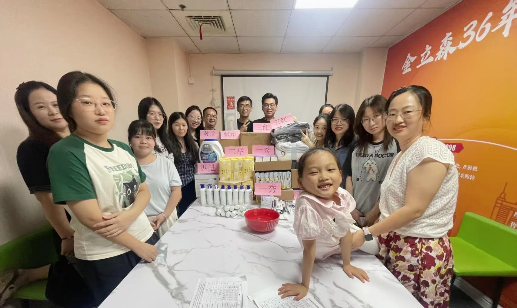 Celebrating the Mid-Autumn Festival in Xiamen: A Journey into Chinese and Minnan Culture