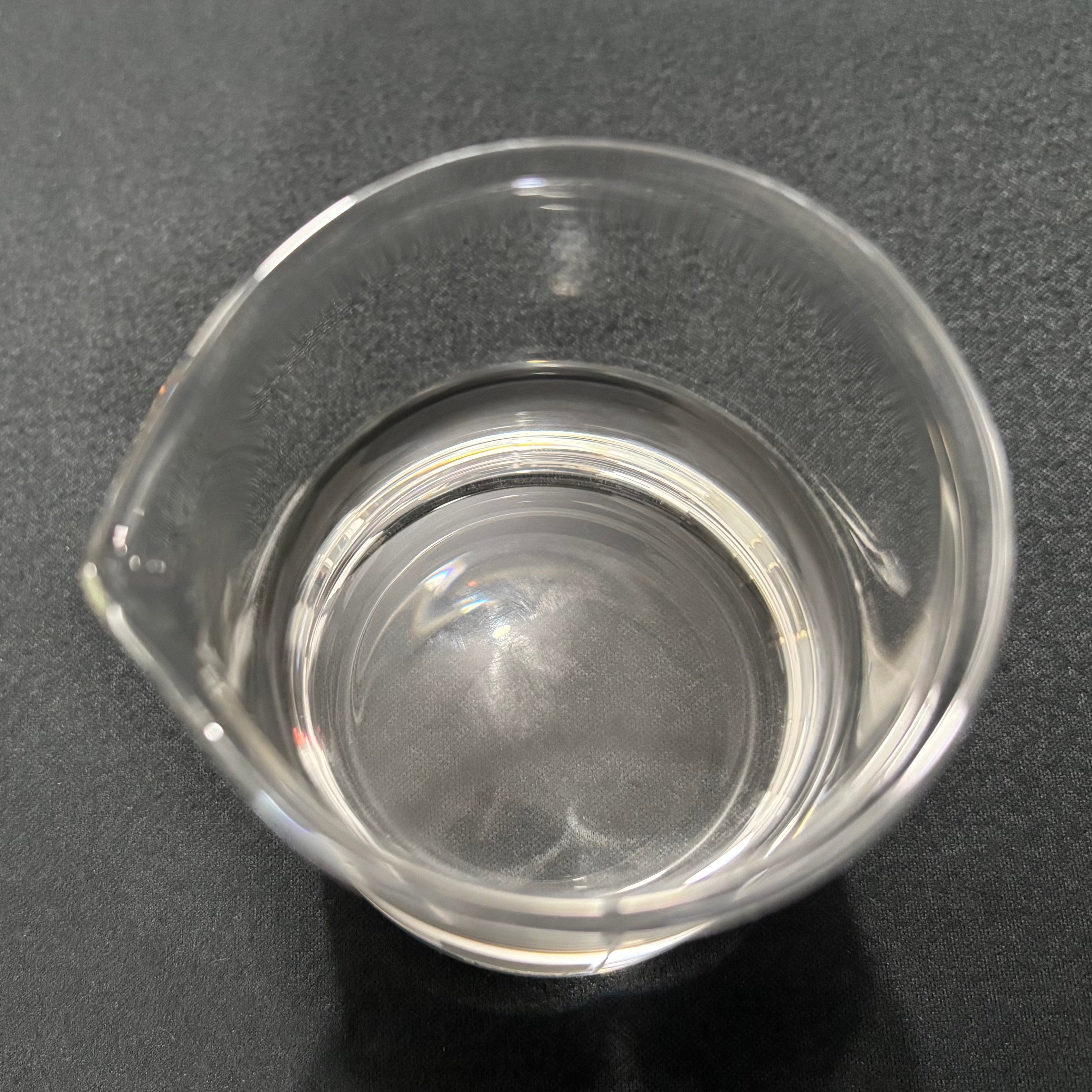 Por que os engenheiros preferem fluidos de silicone para lubrificação em altas temperaturas?