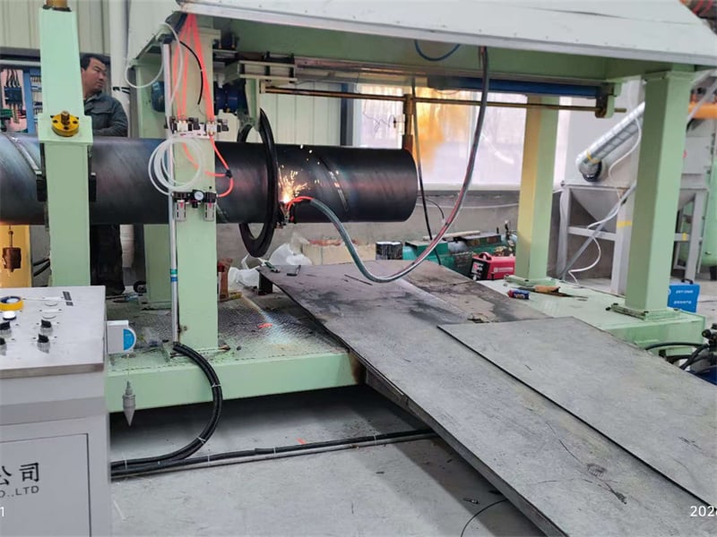 Φ610 Steel Drum Spiral Pipe Machine Starts Production in China