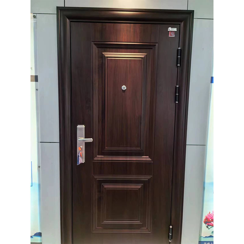 What Should Buyers Consider When Sourcing Steel Door Suppliers?