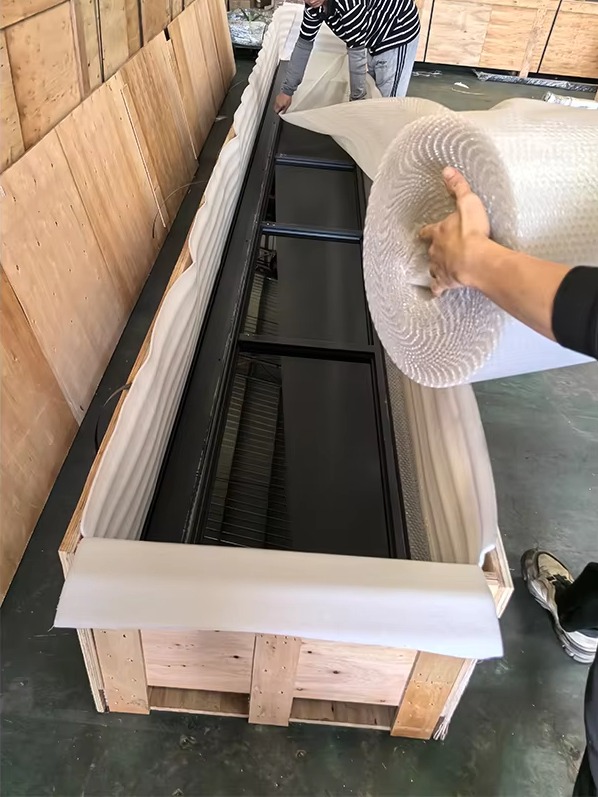 Villa Garage Door Complete Shipping Documentation and Delivery System
