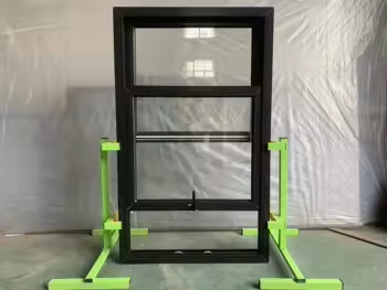 Why Are Hung Windows Suitable for Classic Building Projects?