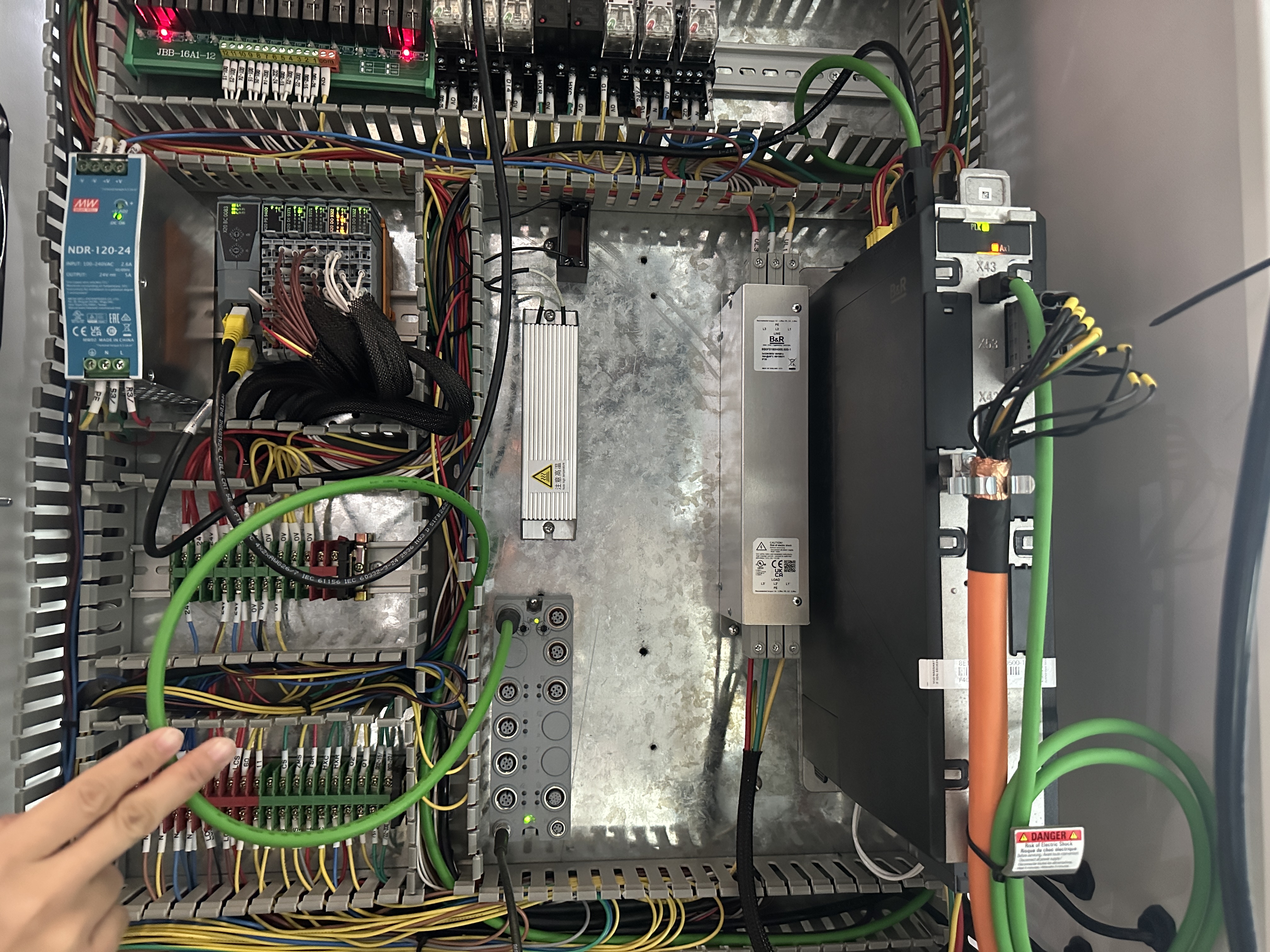 Elevata Velocità di Produzione ed Efficienza