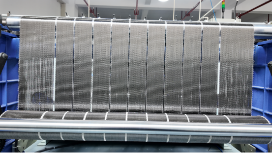 harnessing heavy with light drreinforcement carbon fiber master modelthe ultimate alternative to aluminum alloy-0