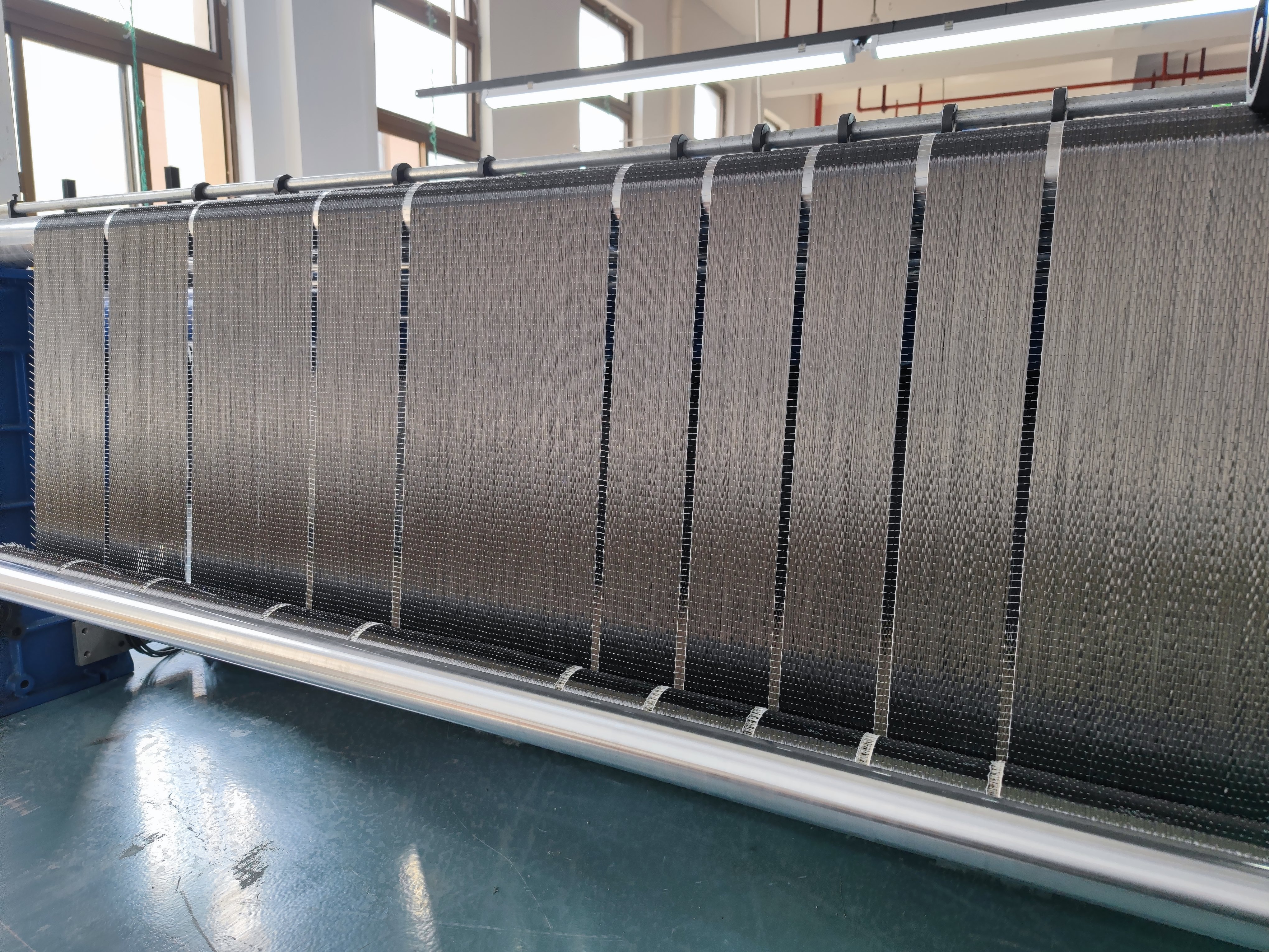 Detailed Explanation of Carbon Fiber Tow Specifications: 1K, 3K, 6K, 12K... What Are the Differences?