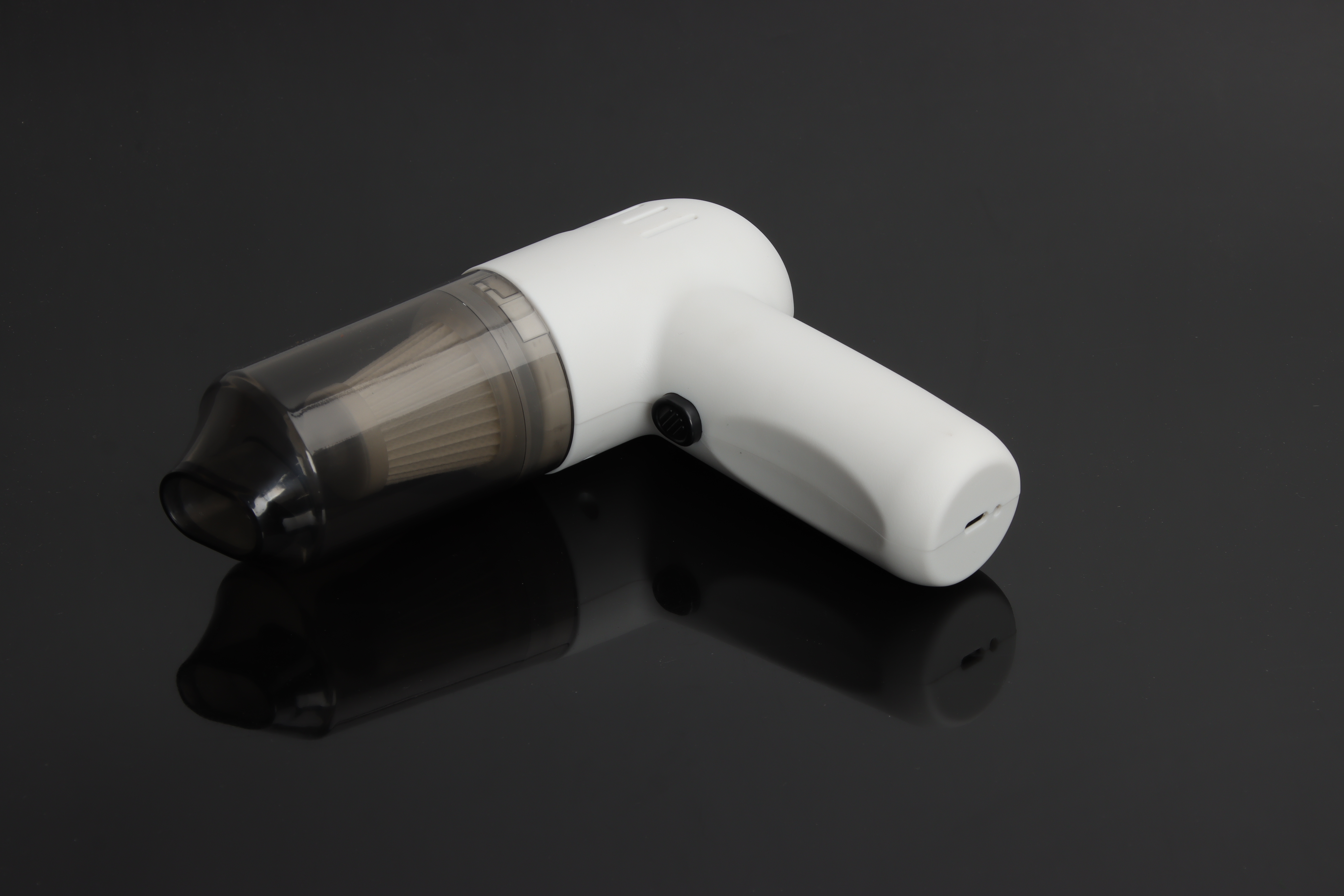 Crush-Proof Flexible Hose with Precision Detailing Attachments