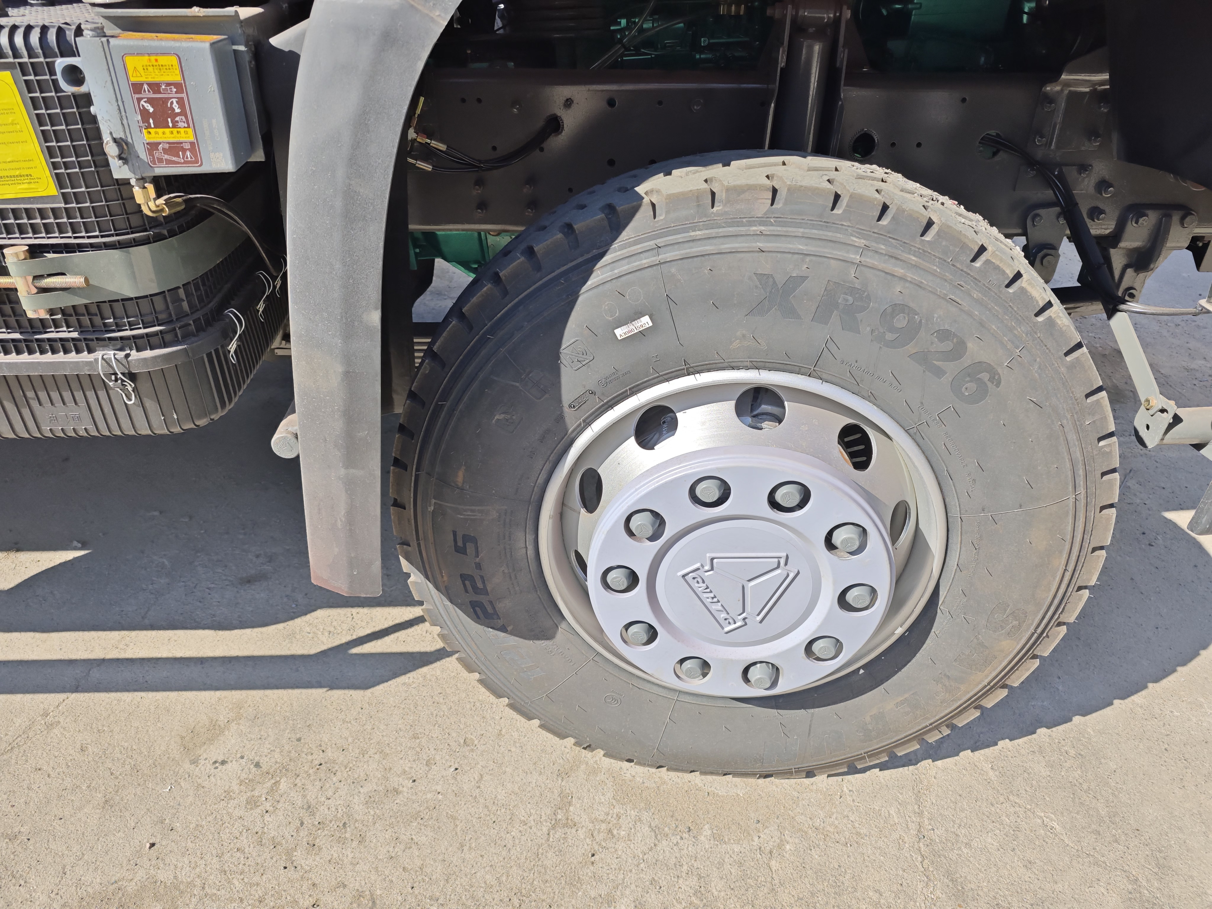 Chinese Sinotruck Howo 371 Used Tipper 6x4 Mini 20 Cubic Meters 30 Ton Canter Used Dump Truck details