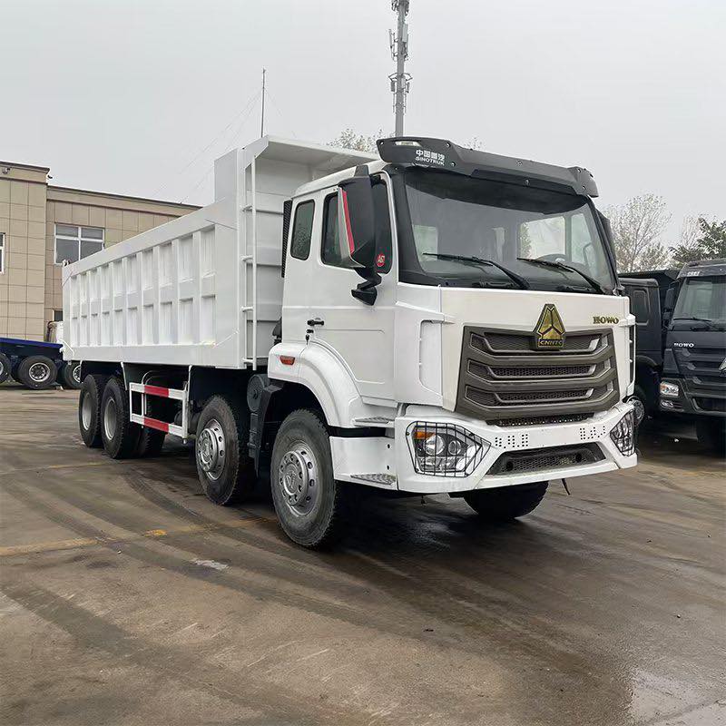 SINOTRUK HOWO NX HOHAN 8X4 Dump Truck